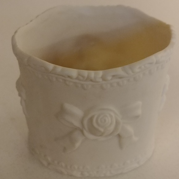 🎉2/$16 Cameo Vase Keepsake Makeup Brush Holder - Picture 2 of 4